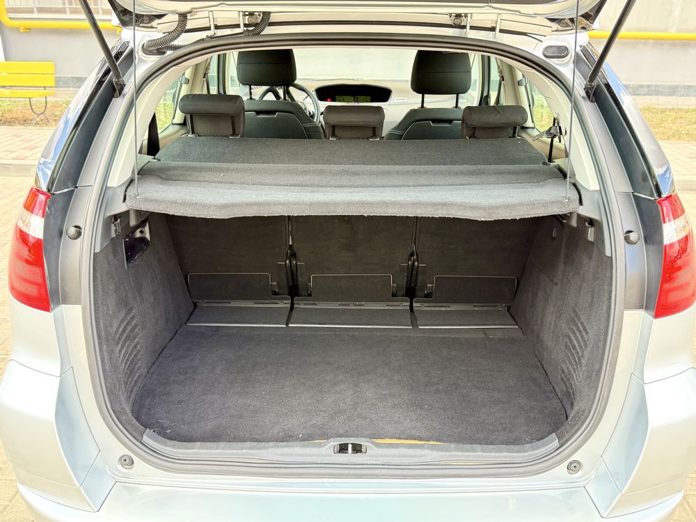 Citroen C4 Picasso 2010г Автомат Минивен!