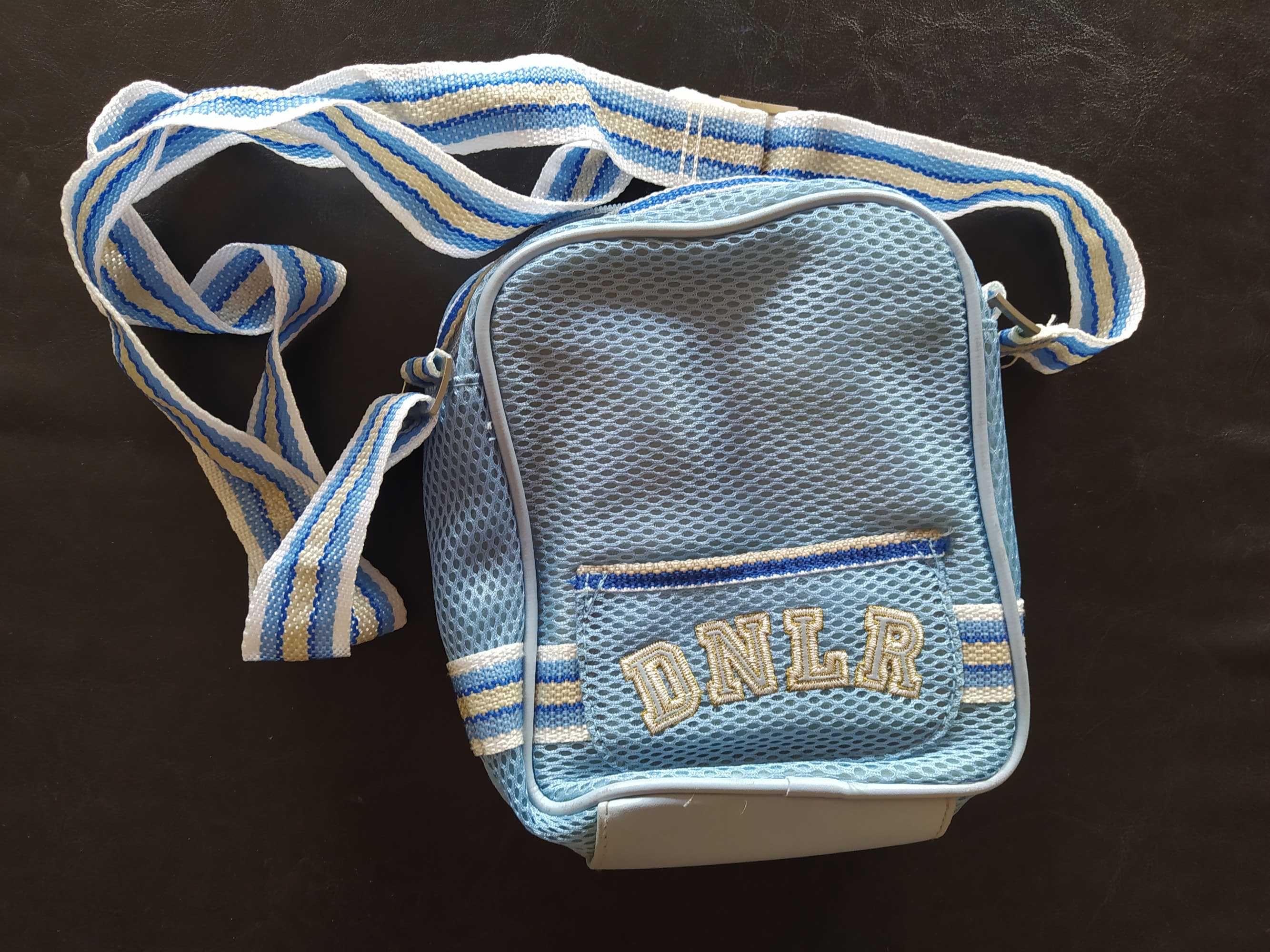 Bolsa azul  - muito prática
