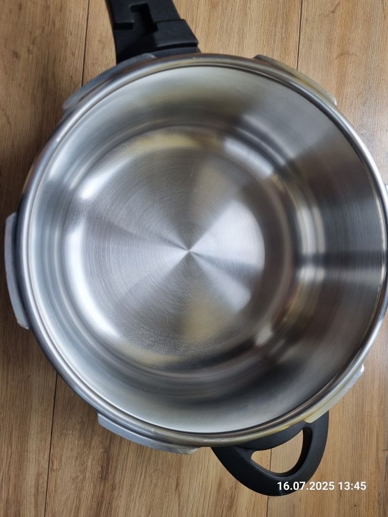 NOWY PoWystawowy SzybkoWar AmazonBasics 4L z Regulacją Ciśnienia