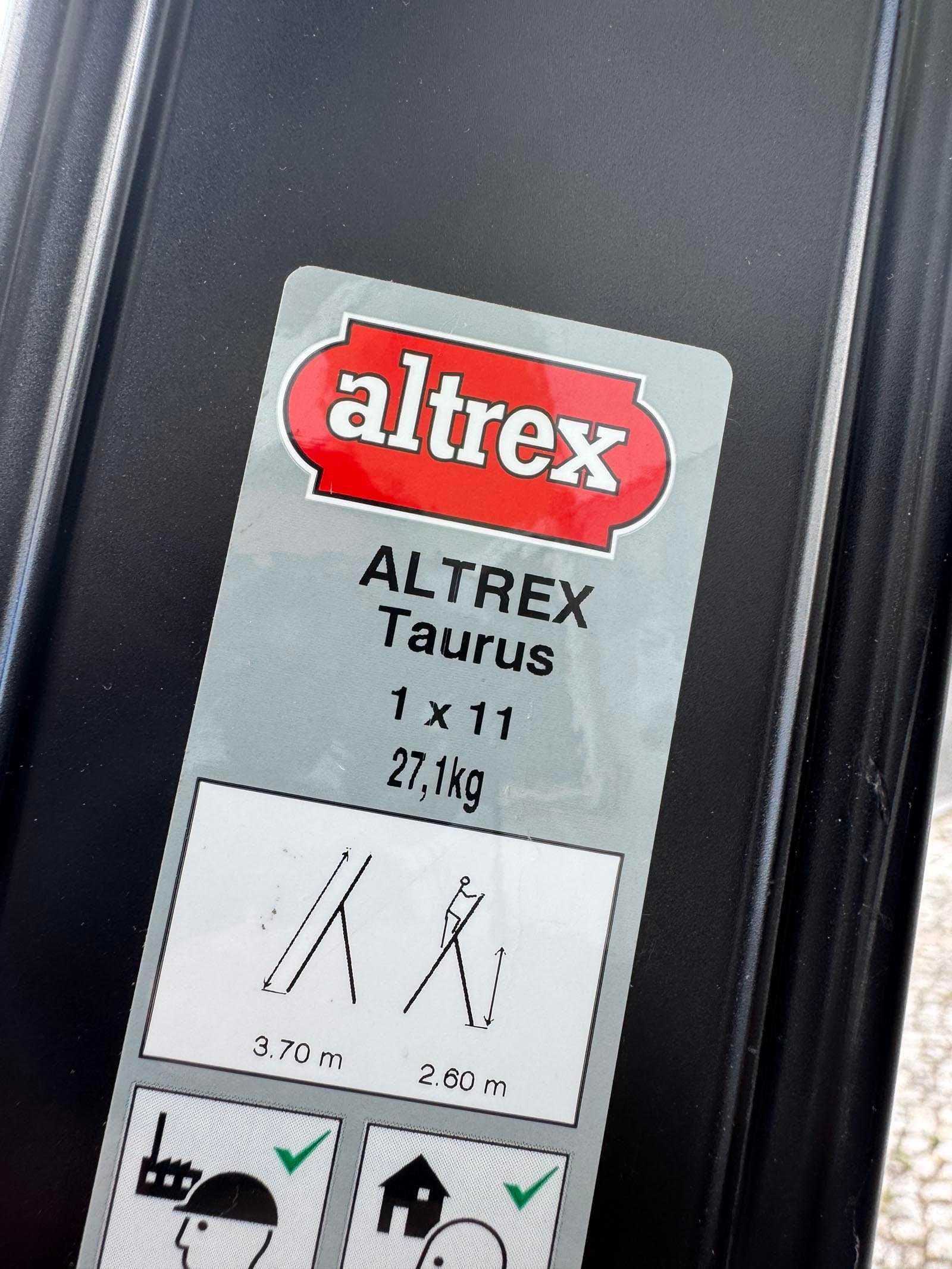 Escada profissional ALTREX , com guardas, 11 degraus