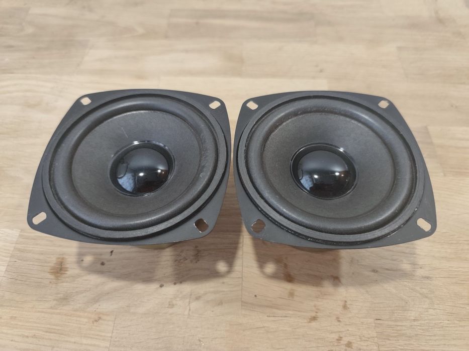 Пара НЧ динаміків 4"  20W 4Om