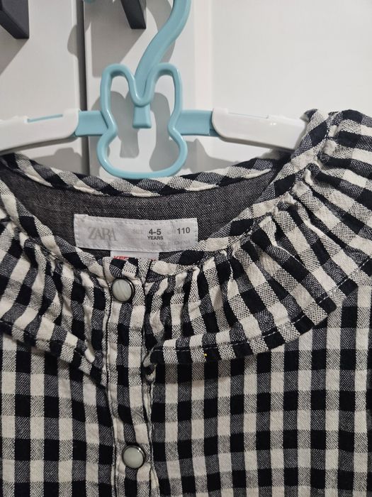 Sukienka w czarnobiałą kratkę Zara r 110