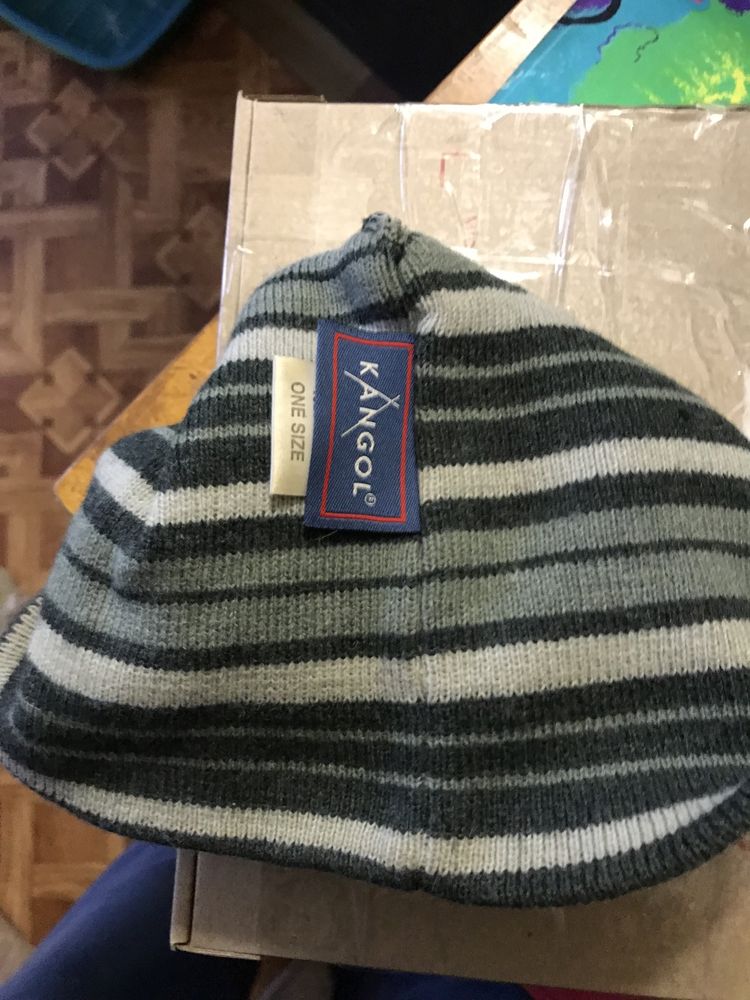 Продам мужскую шапку CANGOL