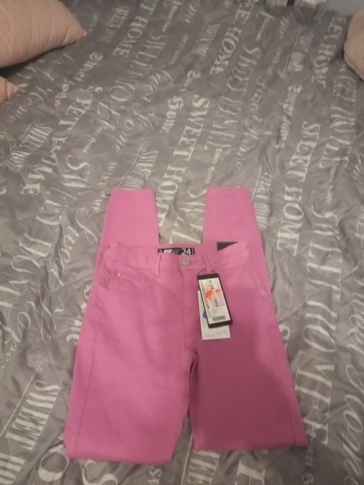 Damskie jeansy FB Sister XS