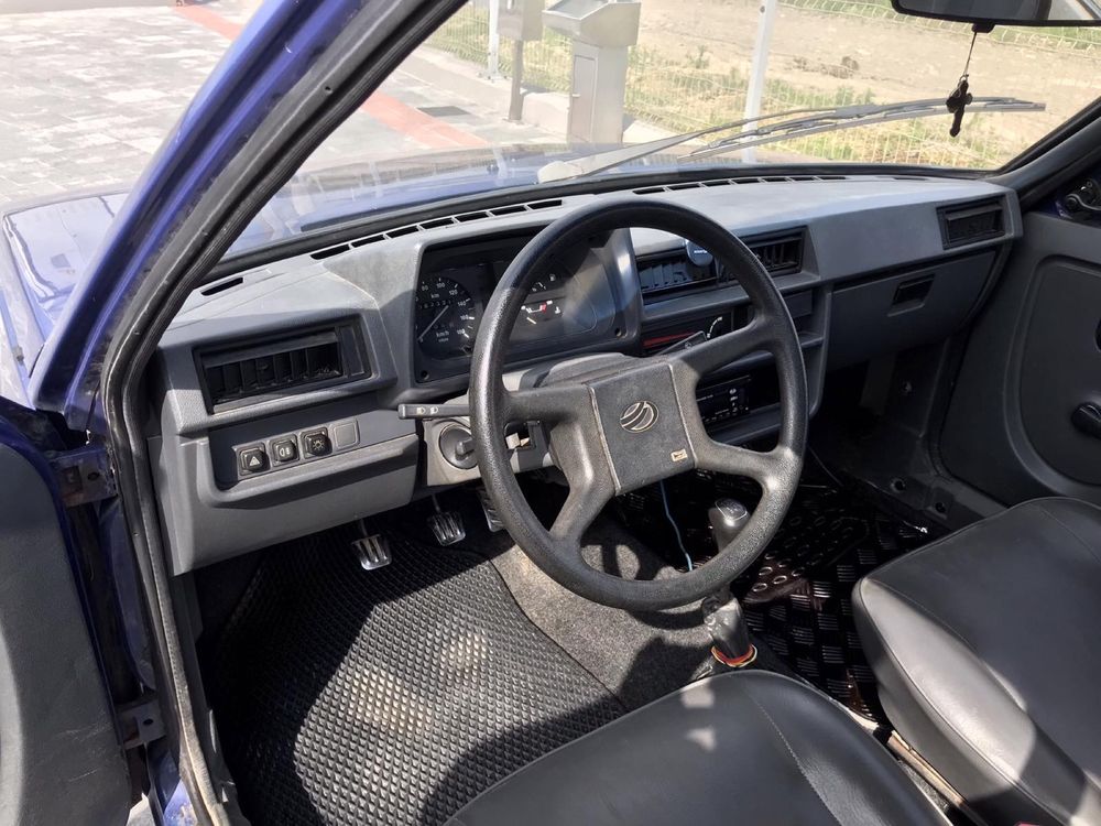 Таврия 2003 рік 700$$$