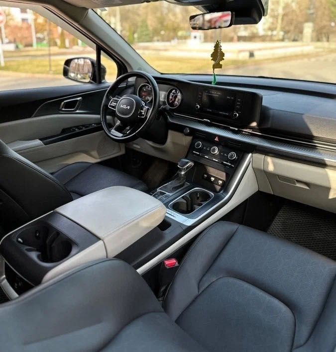 2022 KIA Carnival 2.2 дизель