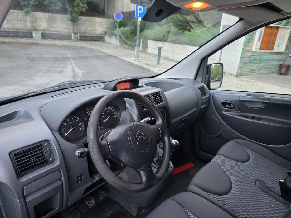 Citroën jumpy 2,0 hdi 120cv versão longa ar condicionado