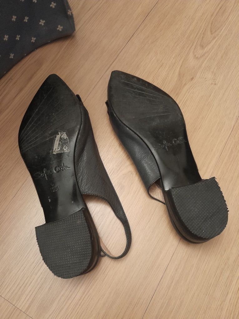 Sapatos "Sofia Costa." Numero 35