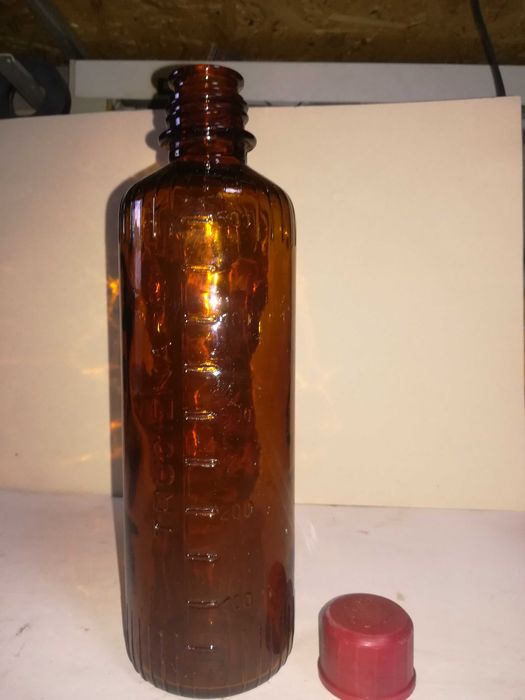 Stara pusta butelka PRL z napisem trucizna 500ml