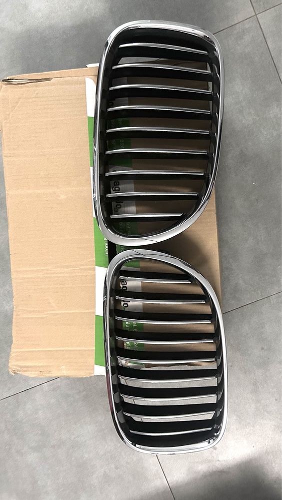 Grill nerki atrapy srebrne bmw f01