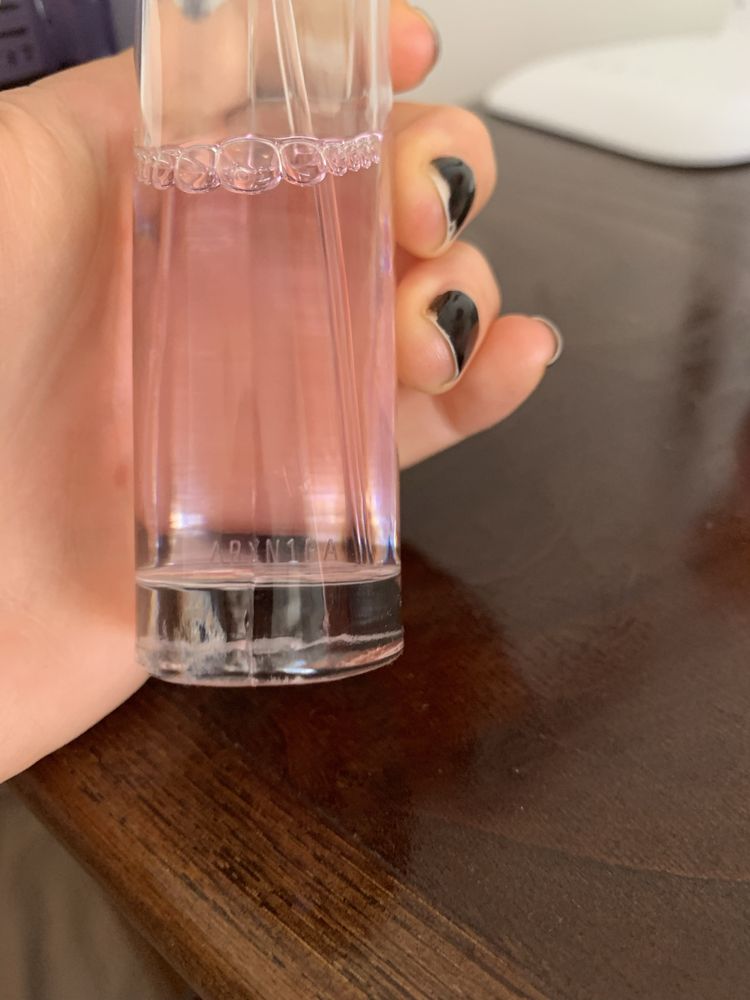 perfumes Mugler Womanity e Alien