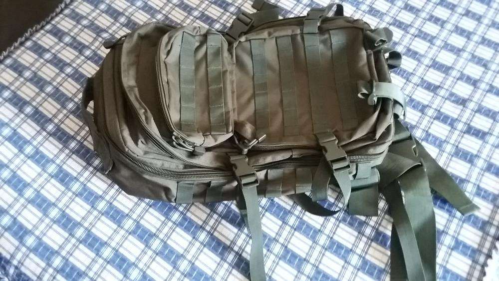 Mochila Mil-tec, nova, modelo 25l