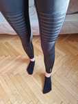 Legginsy Reebok z prześwitami