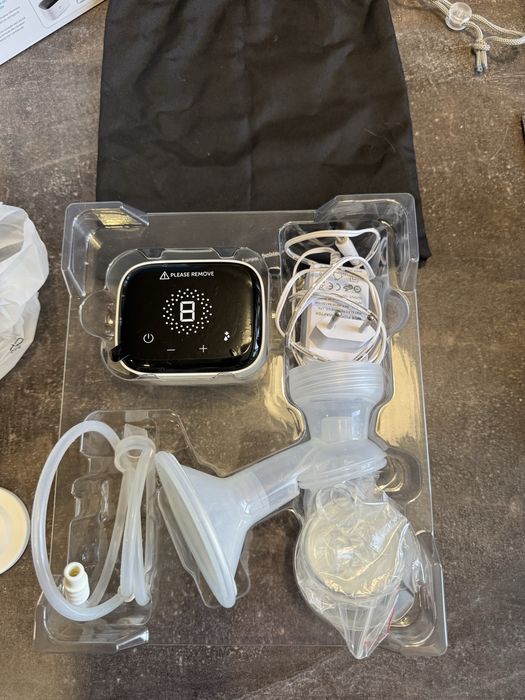 Електричний молоковідсмоктувач Canpol babies Easy&Natural (12/207)