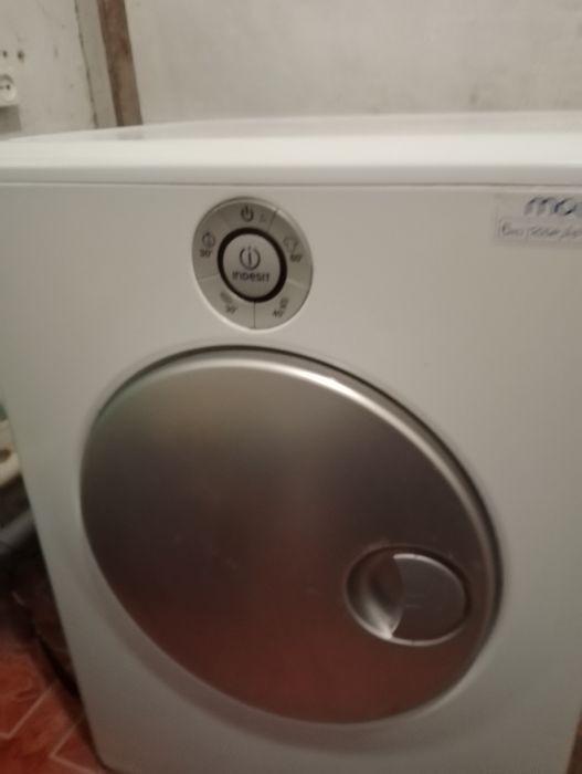 Продам пральну машину