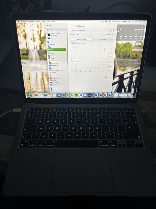 MacBook Air 13 2020 M1 8GB - stan idealny!