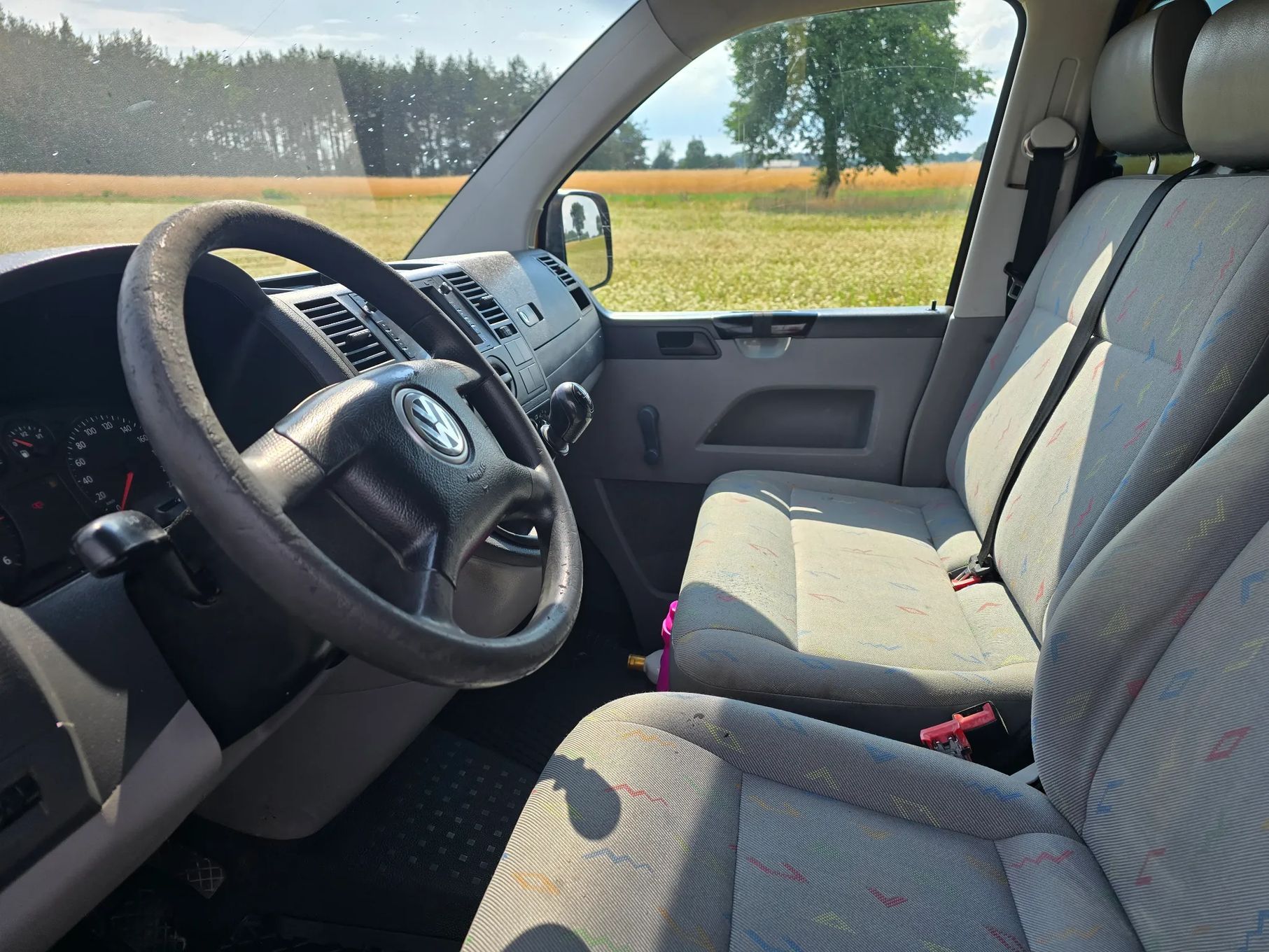 Volkswagen Transporter 1.9 TDI Long 9 osobowy