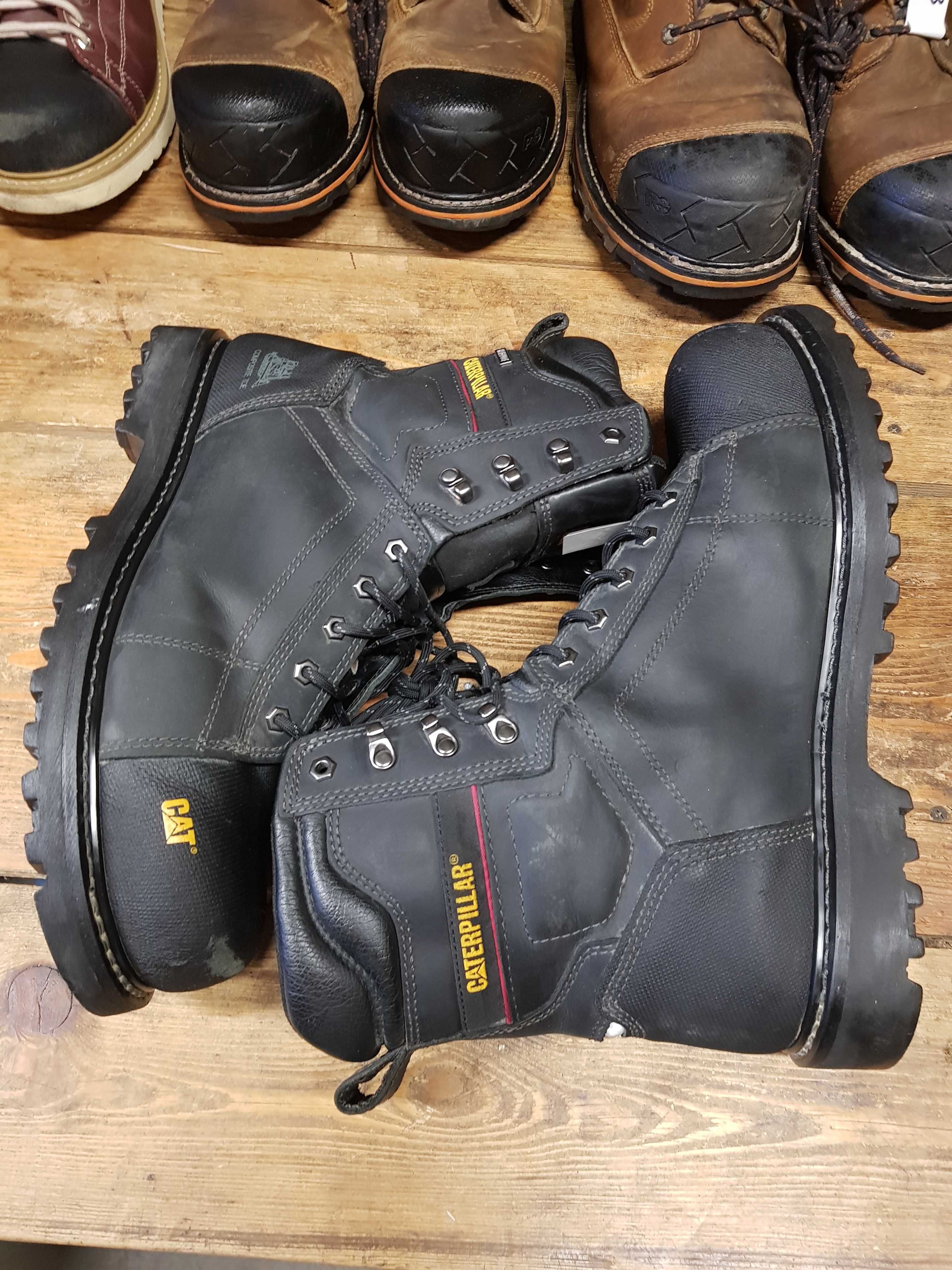 Buty robocze CATERPILLAR rozm 46 wkł 31 cm