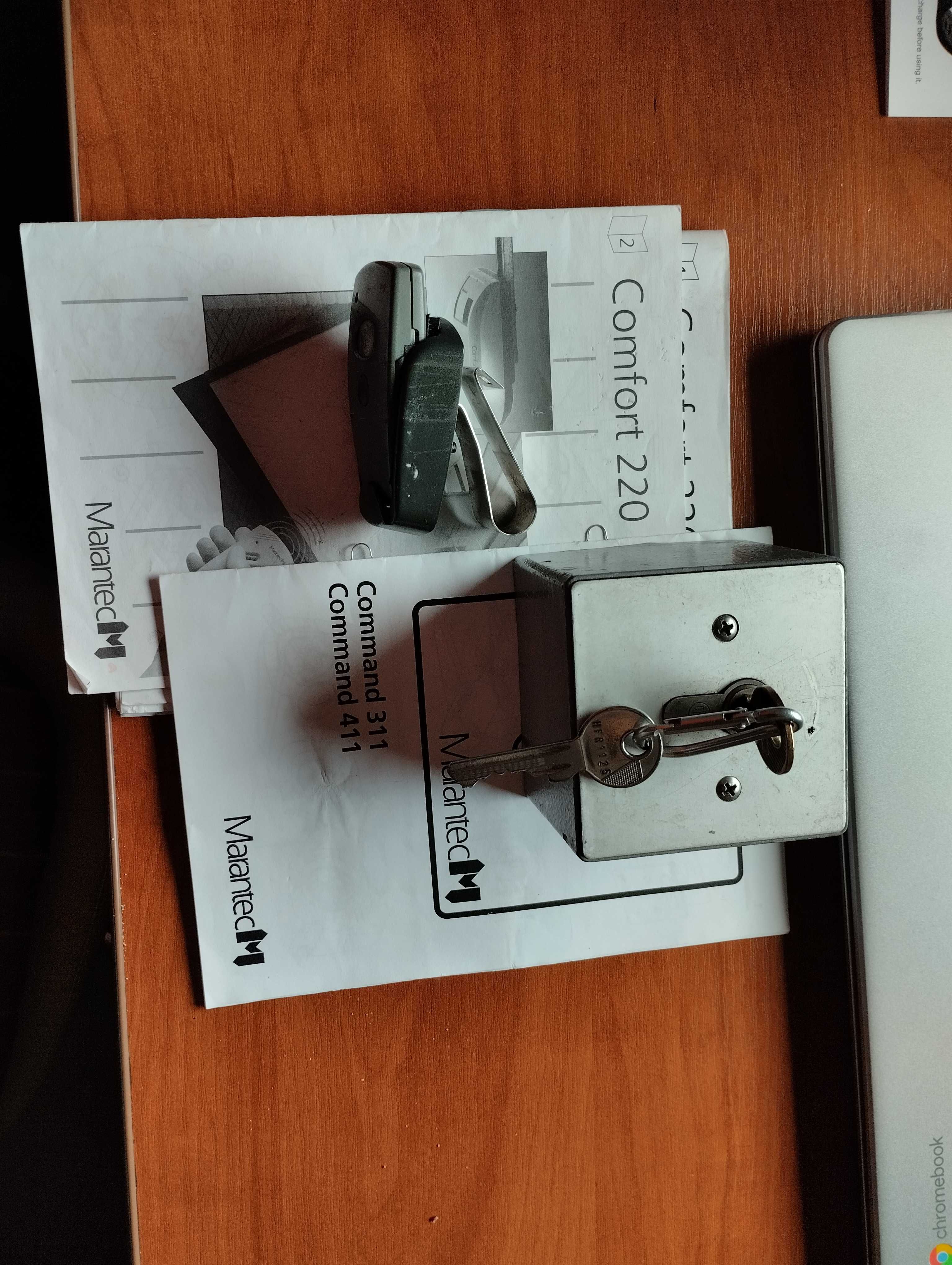 Napęd do bramy garażowej Marantec Comfort + przycisk klucz.