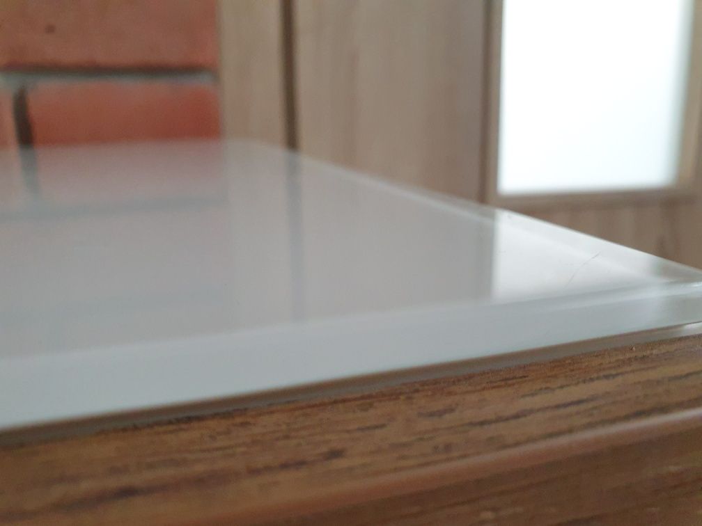 Szafka pod tv ikea z szybą