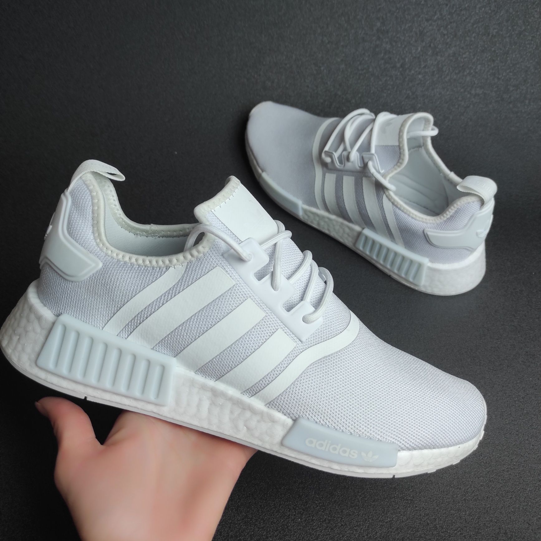 Оригінальні кросівки для бігу Adidas NMD_R1 GZ9259 ОРИГІНАЛ 44.5/45 р