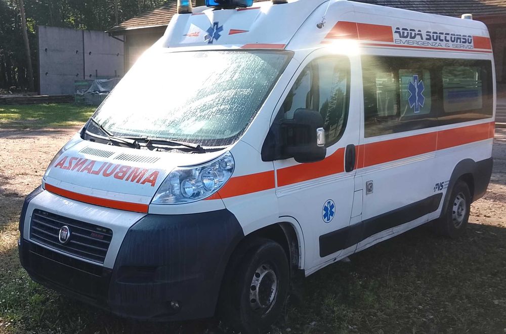 karetka kamper FIAT DUCATO III 2.3 JTD niski przebieg