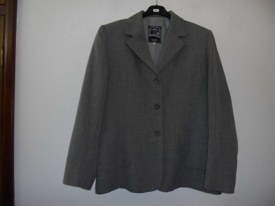 Blazer de mulher cor cinza