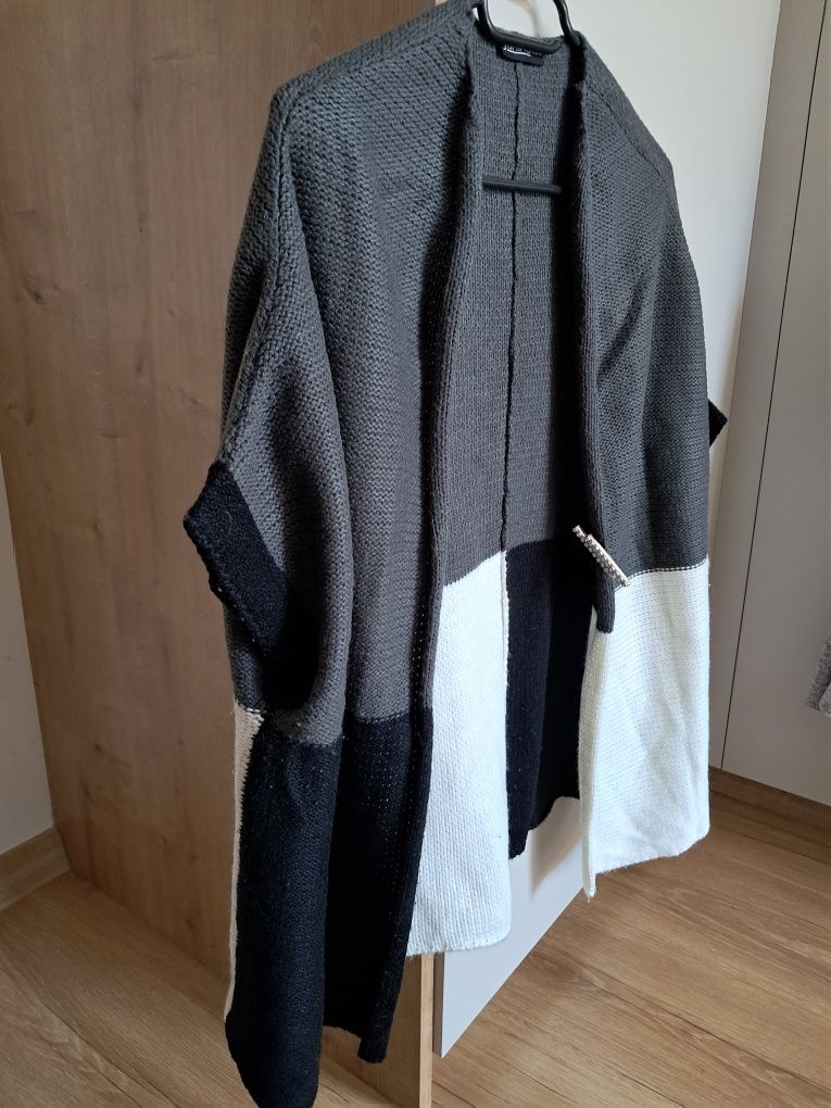 Narzutka sweter KIK damski rozmiar S ale pasuje również na M