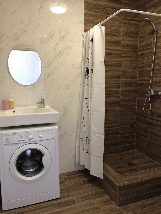 Продам 2- комнатную квартиру Чехова/ ЖК " Парк Фонтанов"