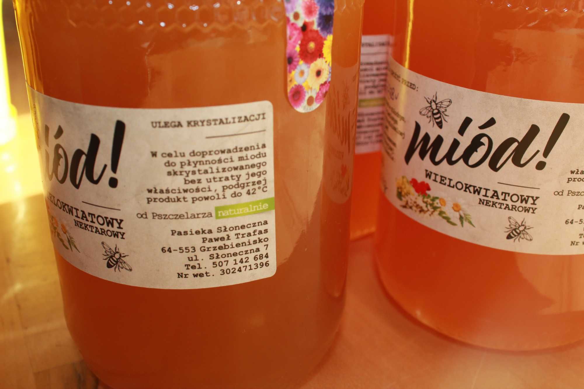 Miód wielokwiatowy tegoroczny zbiór 1,20 kg.