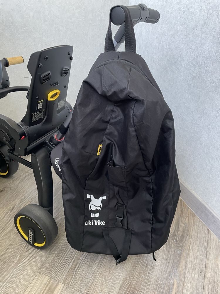 Складний триколісний велосипед Doona Liki Trike S5 (Nitro Black)