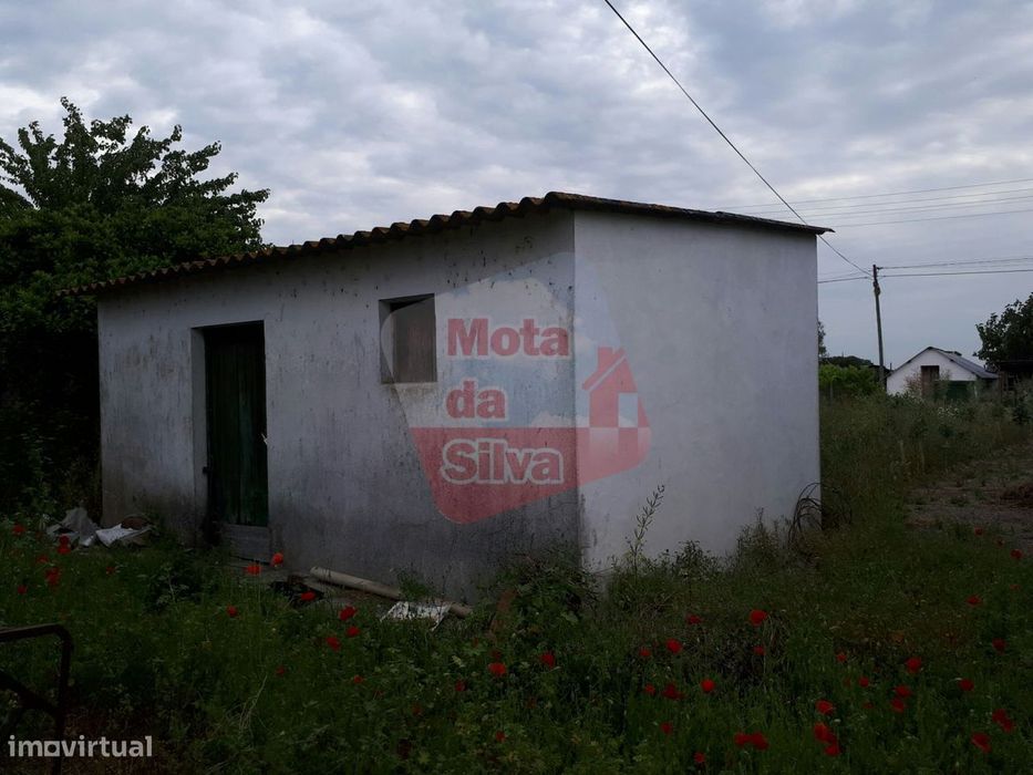 Terreno Urbano com Anexo no Biscainho | Coruche
