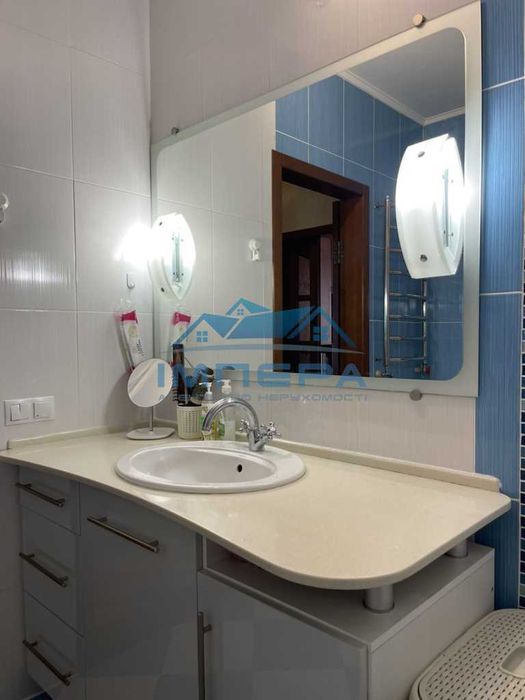 Продам 2к квартиру з індивідуальним опаленням в Центрі