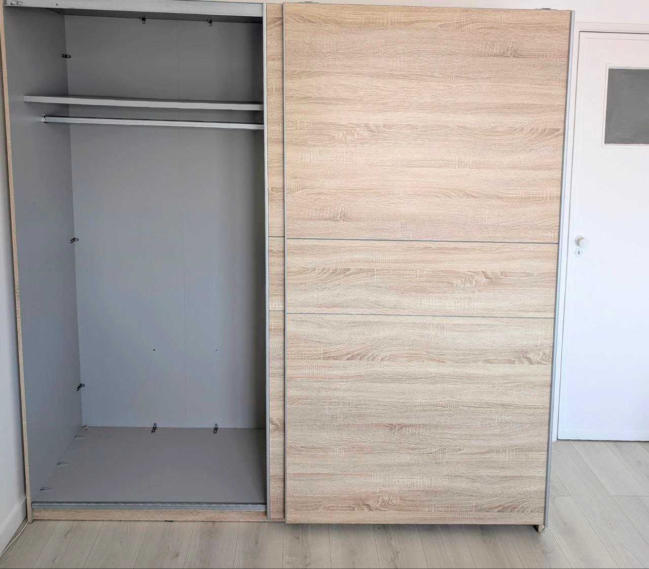 Roupeiro Conforama NEVADA com portas deslizantes 220x209cm carvalho