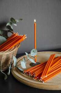 Оранжевые восковые свечи