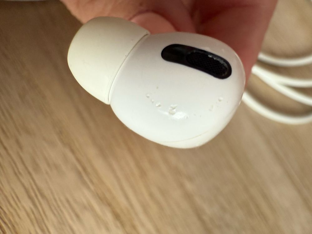 Apple AirPods PRO