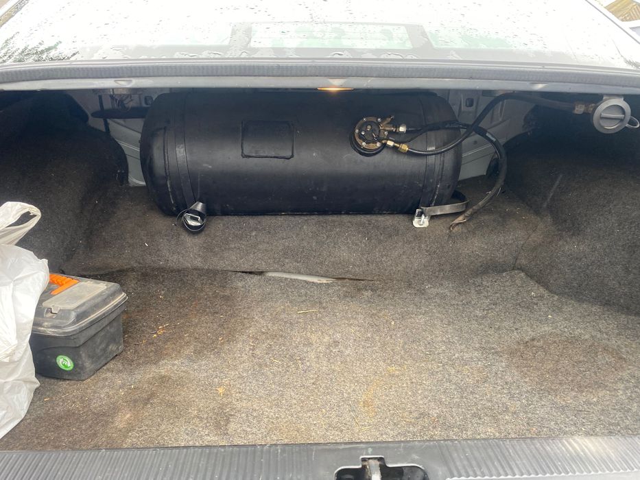 Продам авто  всі питання по телефону