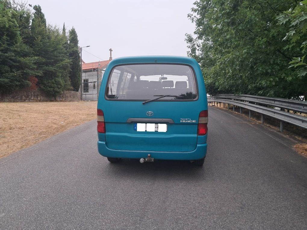 Toyota Hiace 9 lugares