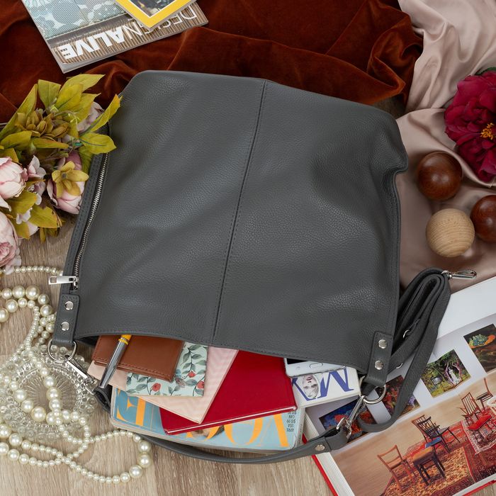 VERA PELLE torebka damska skórzana worek z paskiem V388 c.szara