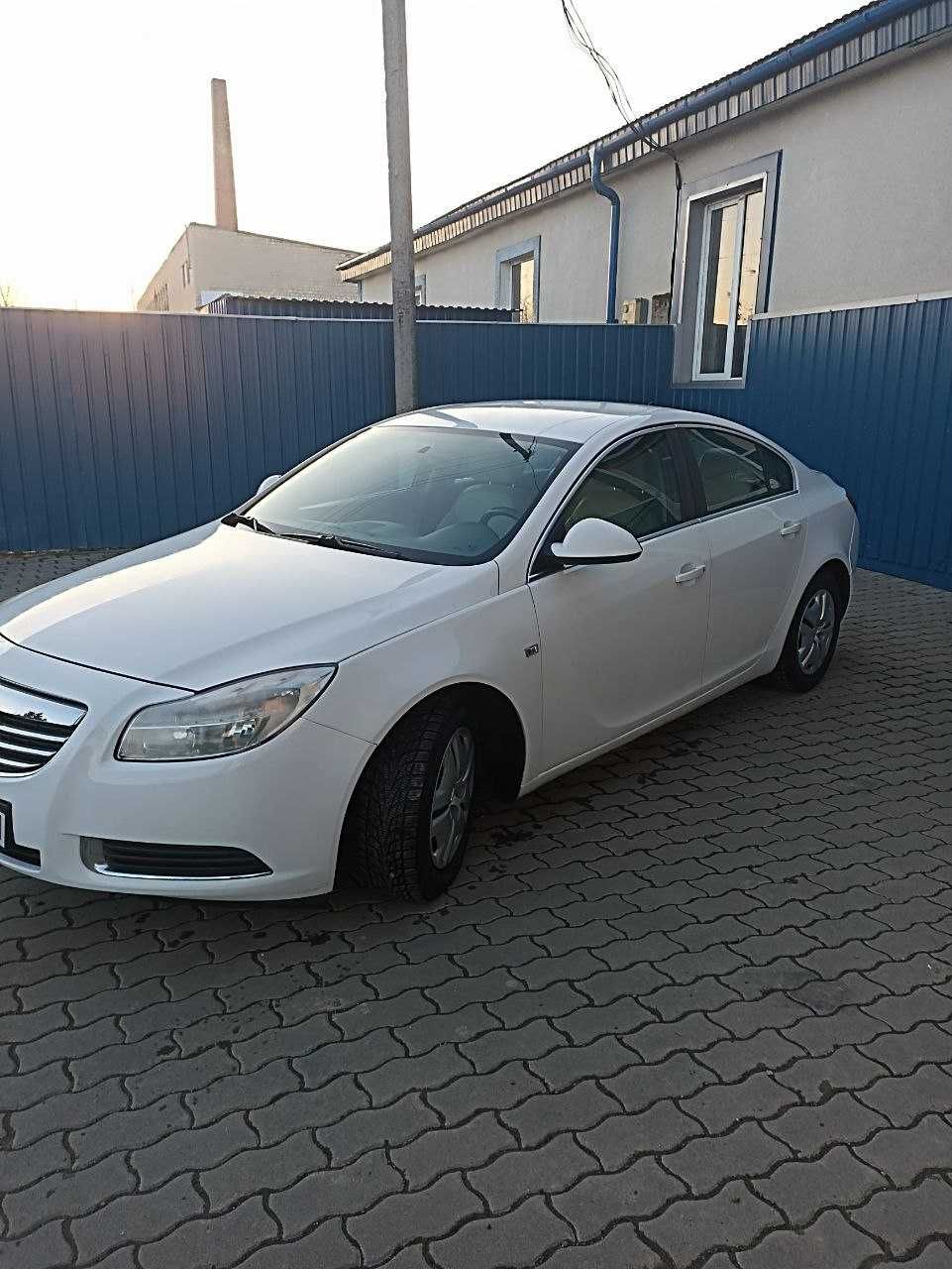 Opel Insignia седан