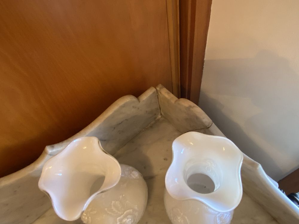 Cómoda / Lavatório Antigo em Pau Santo
