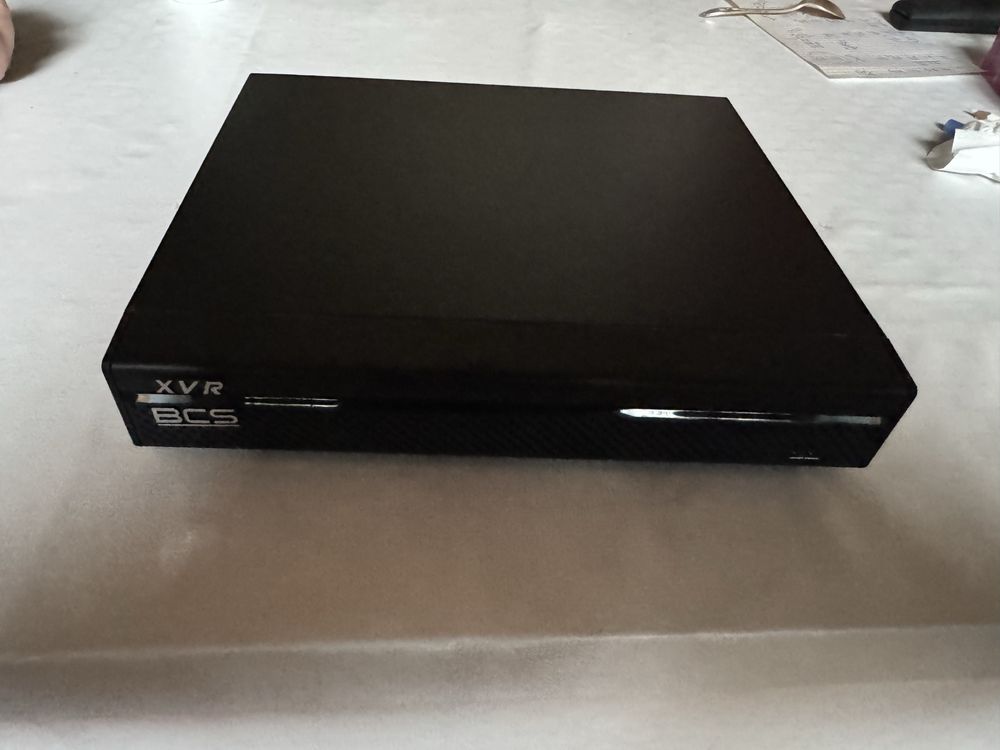 Rejestrator do kamer BCS-XVR0801 nowy