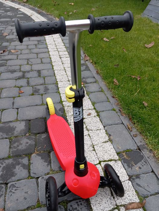 Hulajnoga oxelo 3-kołowa czerwona. Dla dziecka