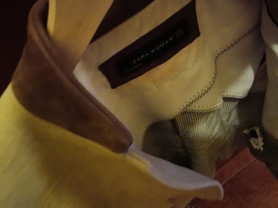 Casaco de Senhora Zara.