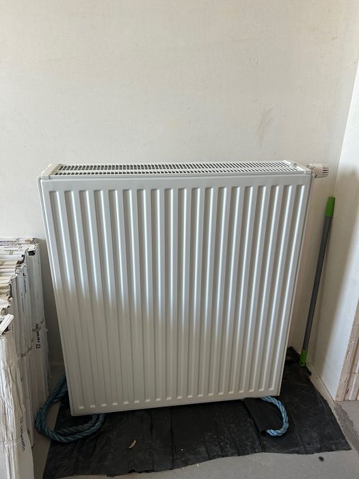 Grzejnik nowy, biały