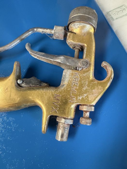Venda Maquina de pintura usada. 700€ negosiavel