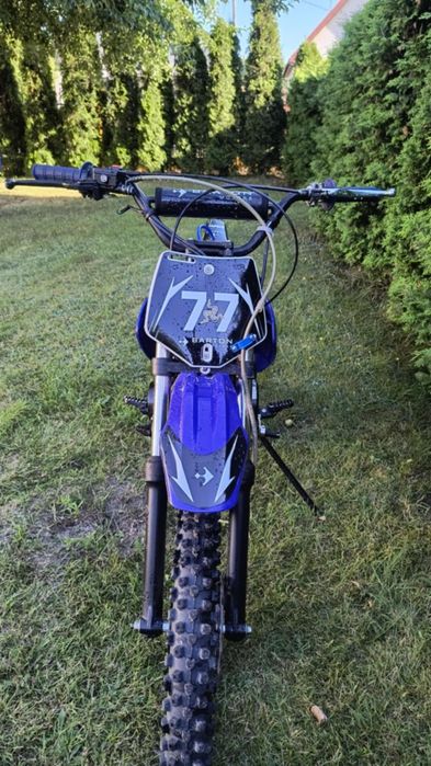 Cross Barton 125