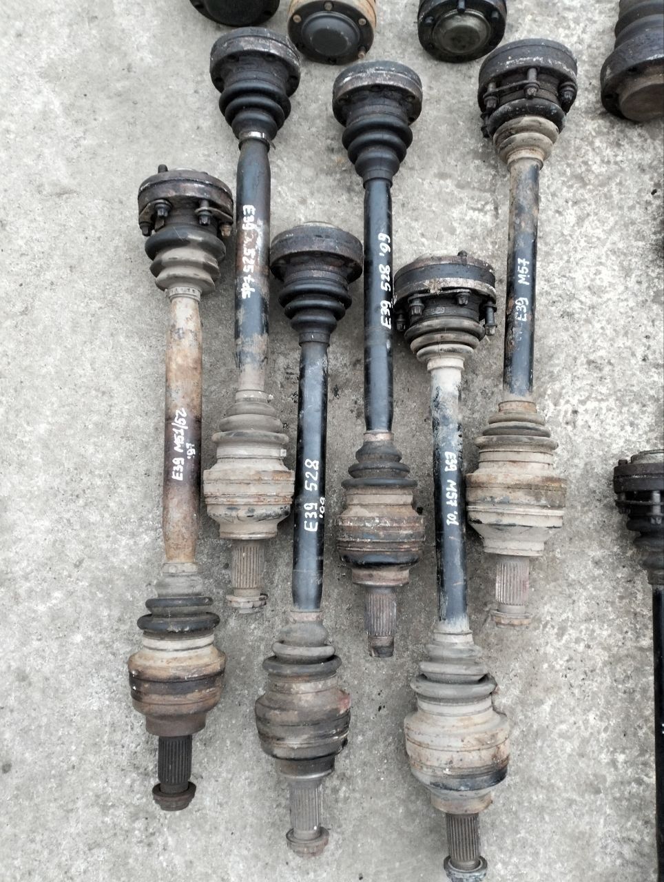 Піввісі, півосі, привода, ШРУСи, BMW е28, е34, е32, е39, е38, е46, е36