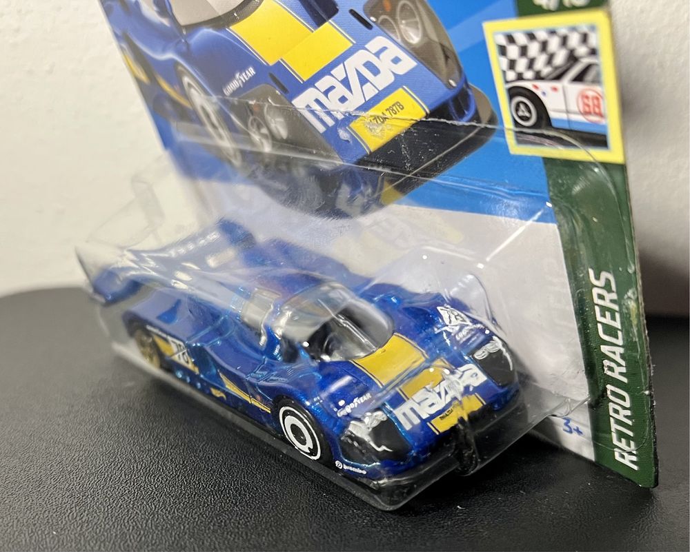 Модель Mazda 787B Retro Racers Hot Wheels