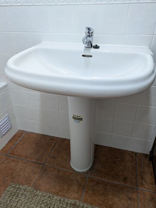 Lavatório Dama Roca